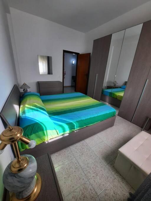Appartamento In Villa Con Pineta Leporano Luaran gambar
